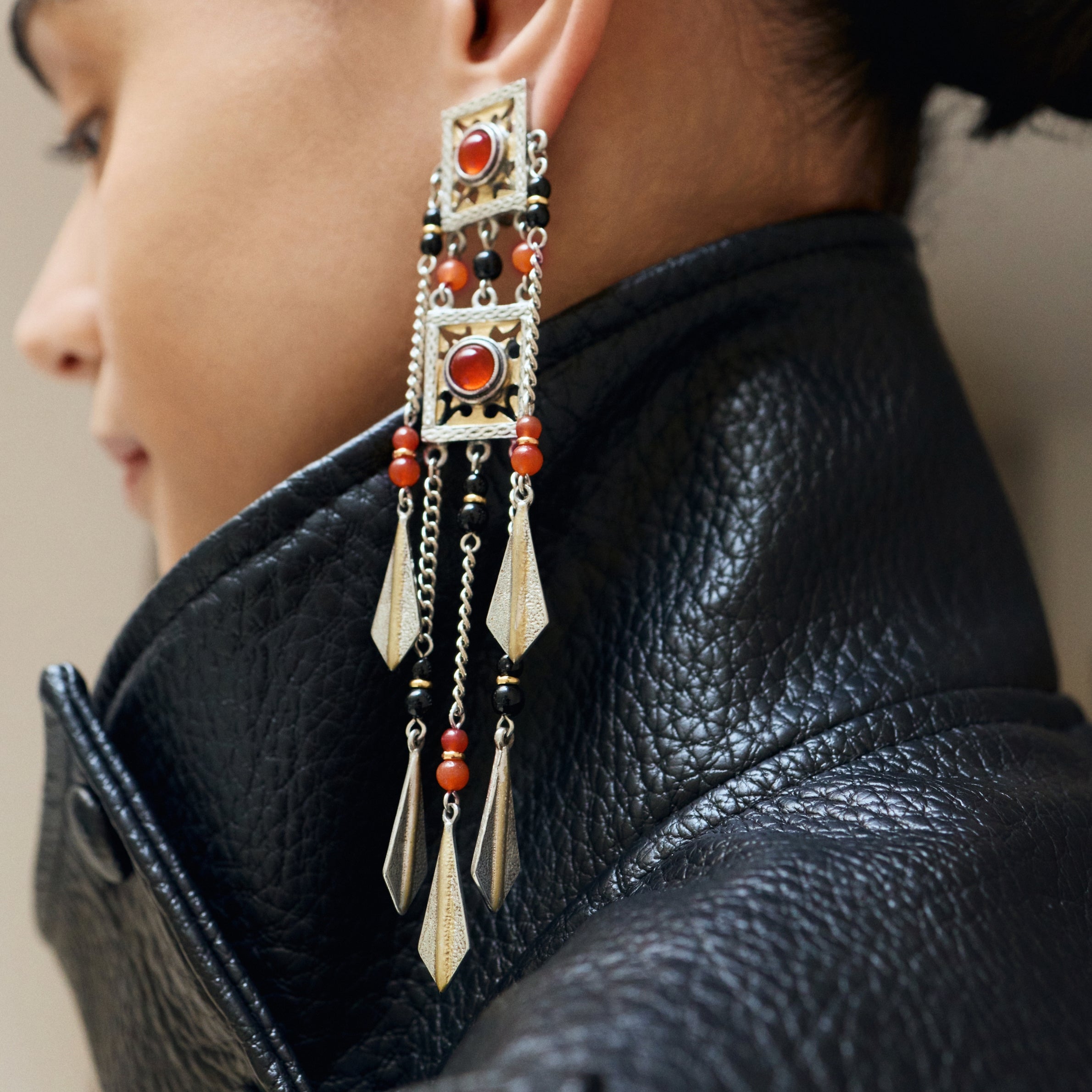 Dévote Earrings