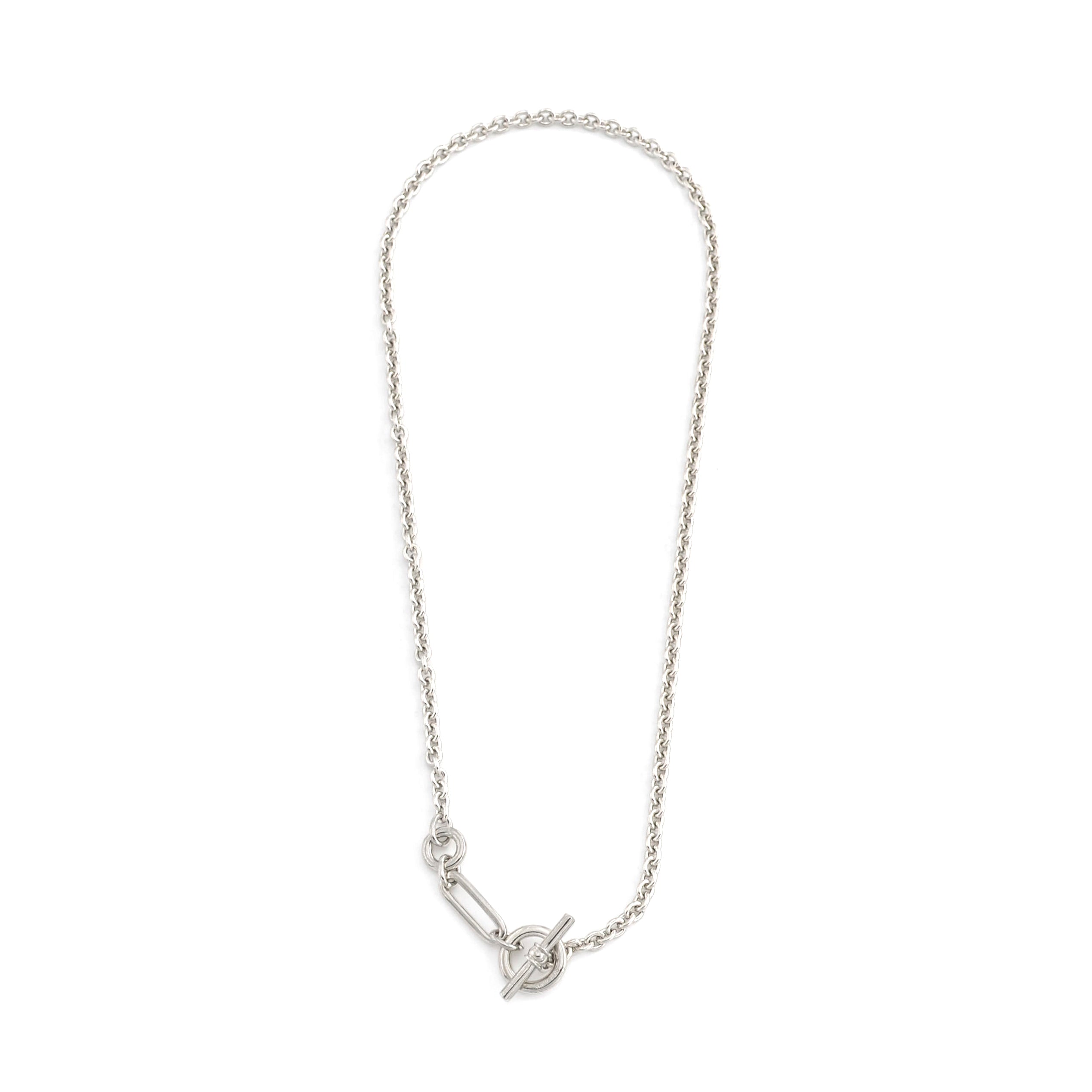 Ben-Amun long dangling silver necklace with toggle closure and paperclip accent