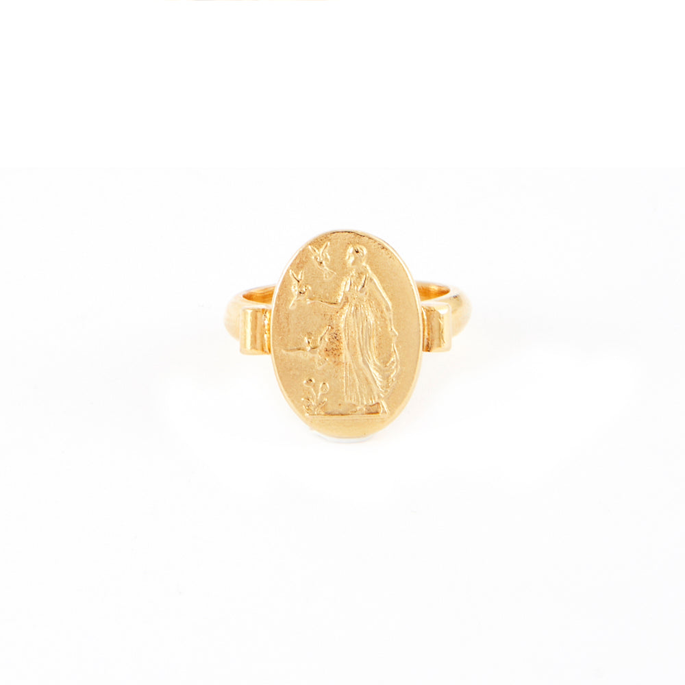 Louise Ring
