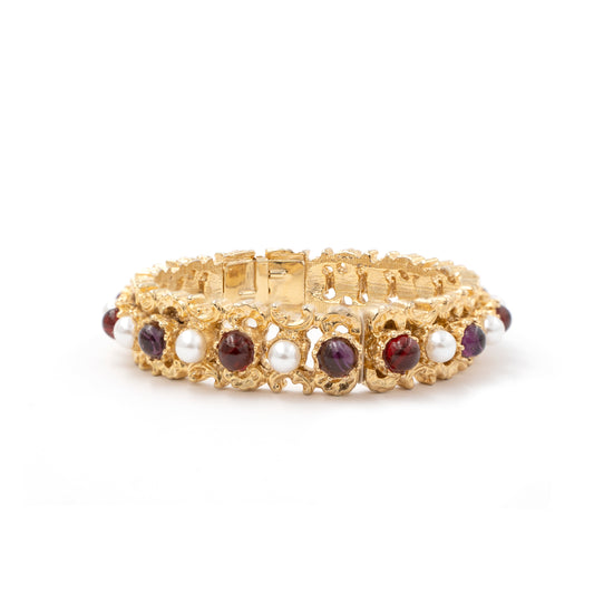 Ben-Amun gold clasp bracelet with majorca pearls and czech glass stones