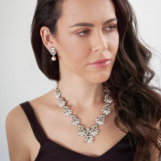 Alma Necklace